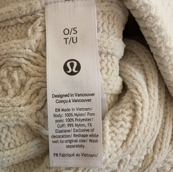 NWT Lululemon Cable Knit Pom Beanie Oatmeal Ivory Off White Cream - Picture 7 of 8
